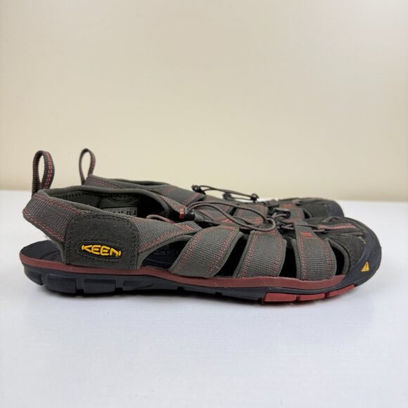 EUC Keen Clearwater CNX Sandals in the Raven/Tortoise Shell Colorway main image 10
